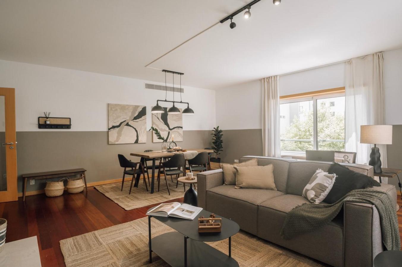Ascou - 3 Bedrooms In Parque Nacoes